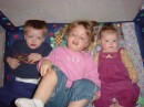08MAR03_06zak_syd_ellie * <?xml version=