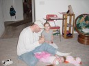 09MAR03_01ellie_daddy_danielle * <?xml version=
