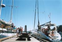 21JUN02_1reid_harbor_dock 