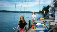 22JUN02_turn_island 